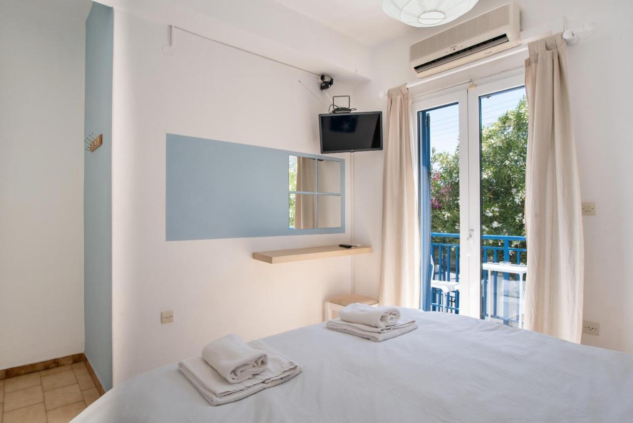 Livadia Seaside Studios 10 Páros Exterior foto